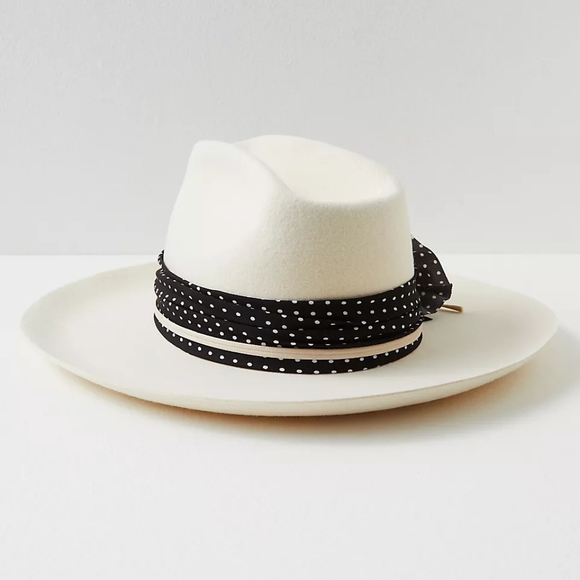 * Free People Stacked Dot Felt Hat NWOT - Picture 3 of 3